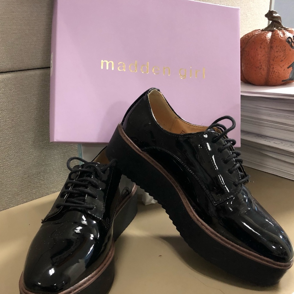 👞Madden Girl Black Patent Leather Shoes